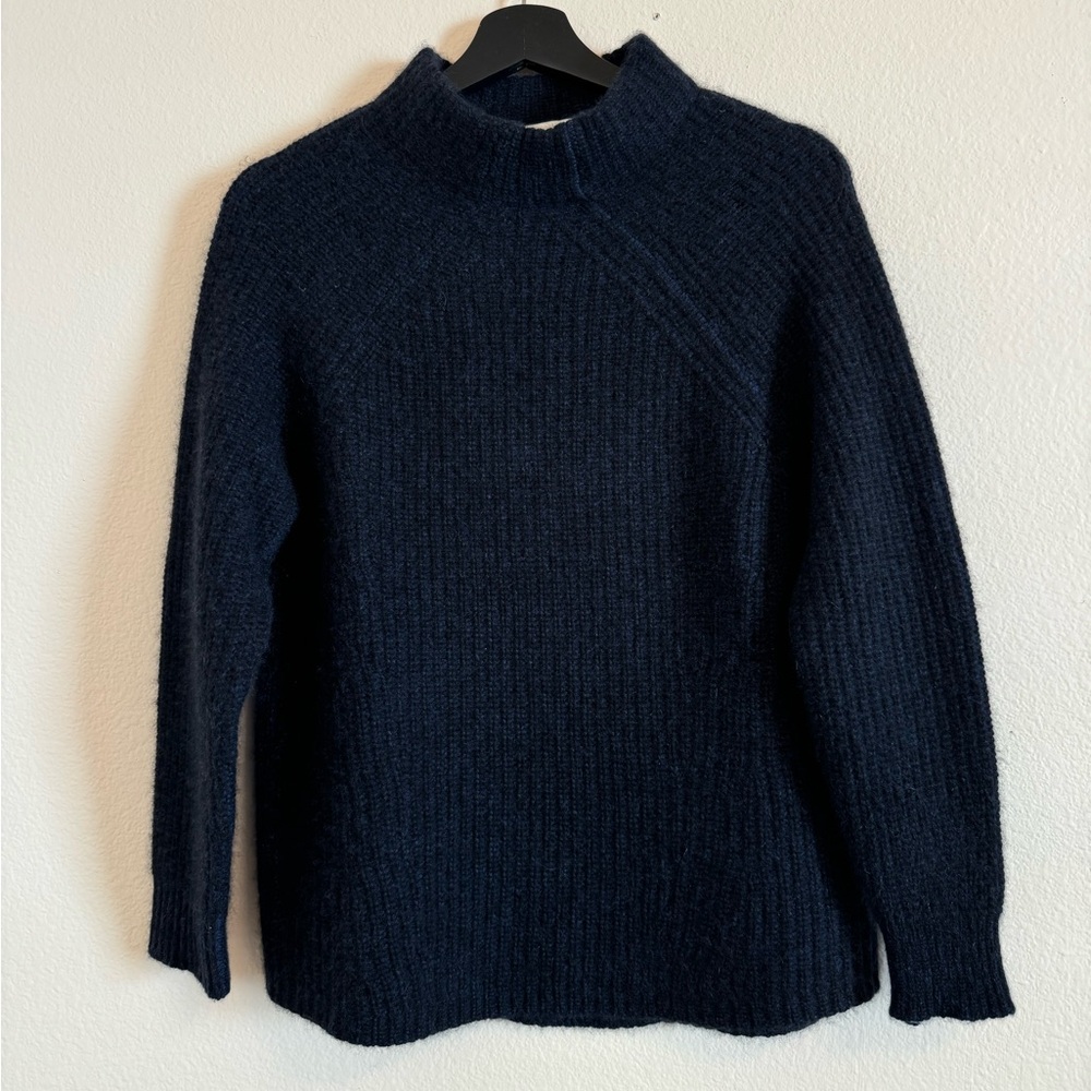 White+Warren 100% Cashmere Sweater